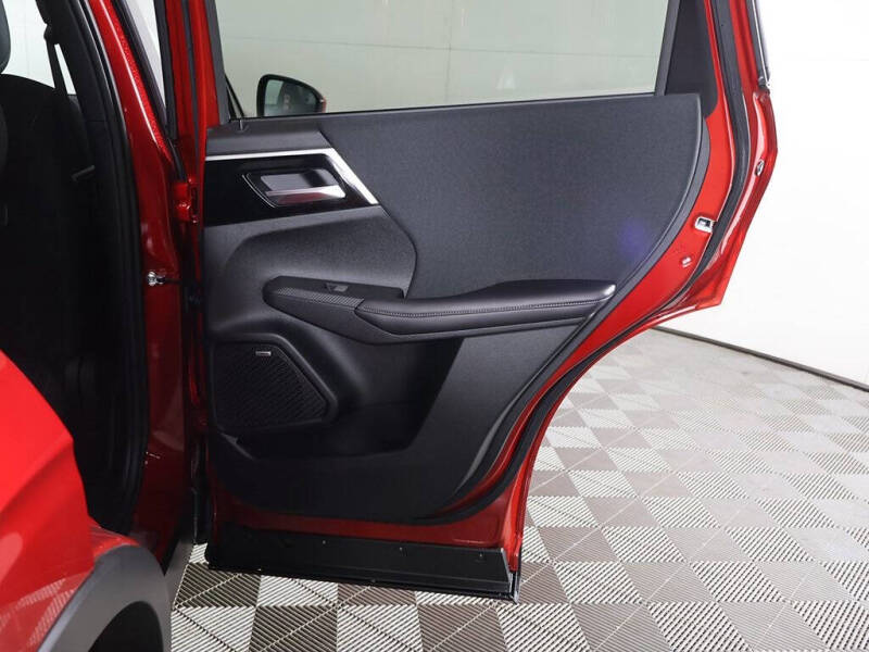 2025 Mitsubishi Outlander ES