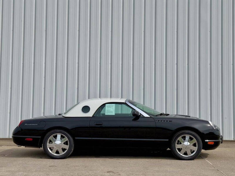2002 Ford Thunderbird Deluxe
