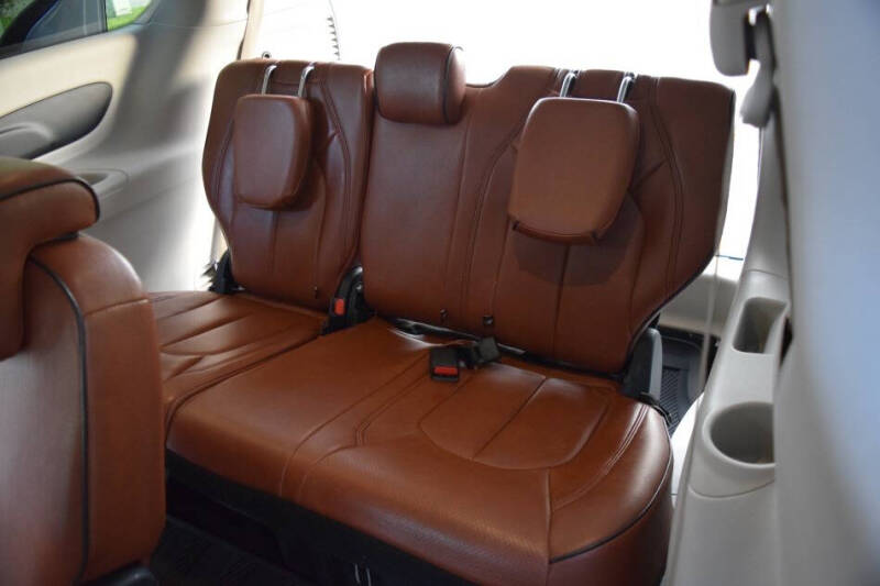 2017 Chrysler Pacifica Touring