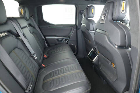 2022 Rivian R1T Adventure