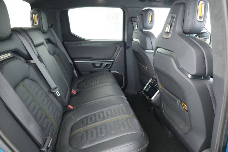 2022 Rivian R1T Adventure