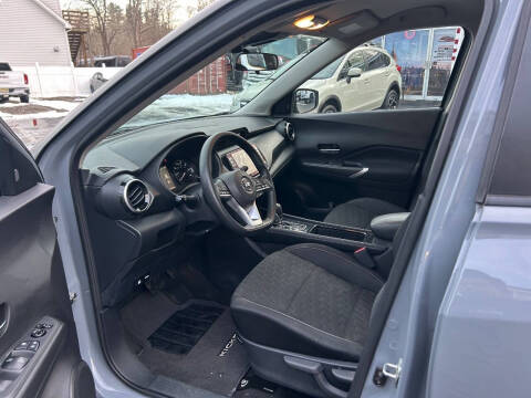 2021 Nissan Kicks SV