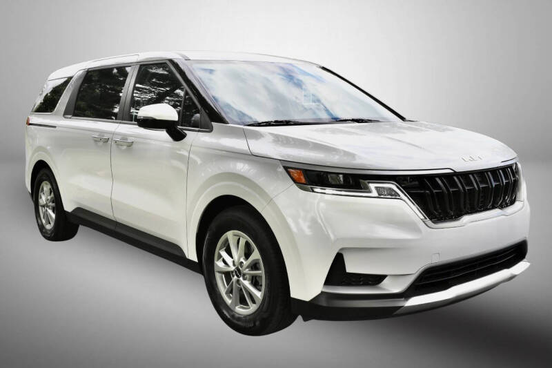 2024 Kia Carnival LX
