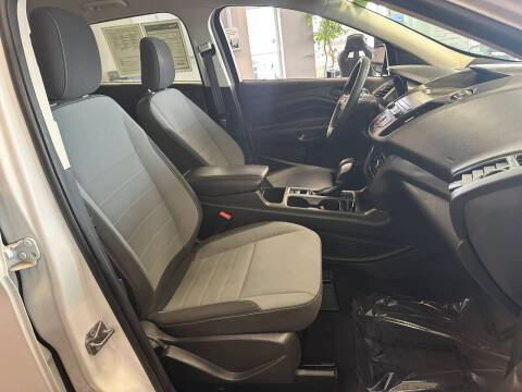 2019 Ford Escape S
