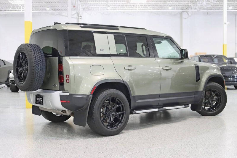 2020 Land Rover Defender 110 SE