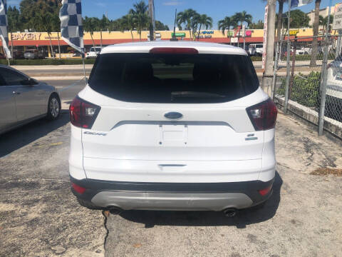 2019 Ford Escape SE