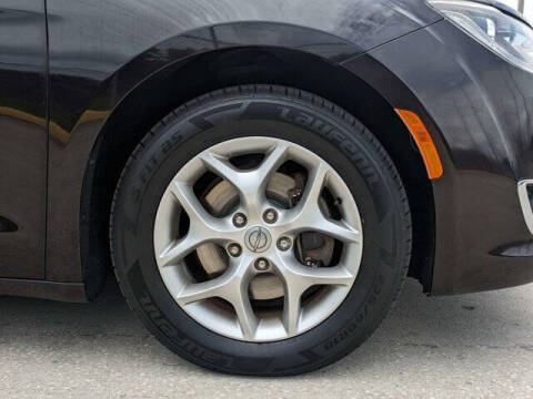 2019 Chrysler Pacifica Touring Plus