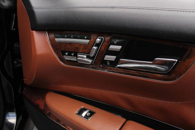 2009 Mercedes-Benz CL-Class CL 550 4MATIC