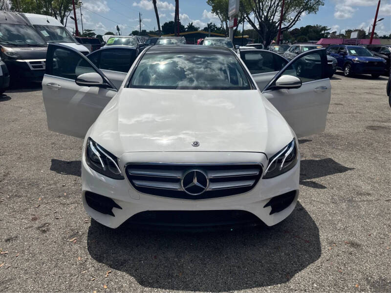 2019 Mercedes-Benz E-Class E 300