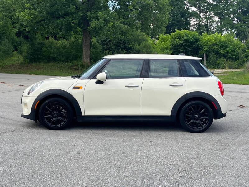 2016 MINI Hardtop 4 Door Cooper