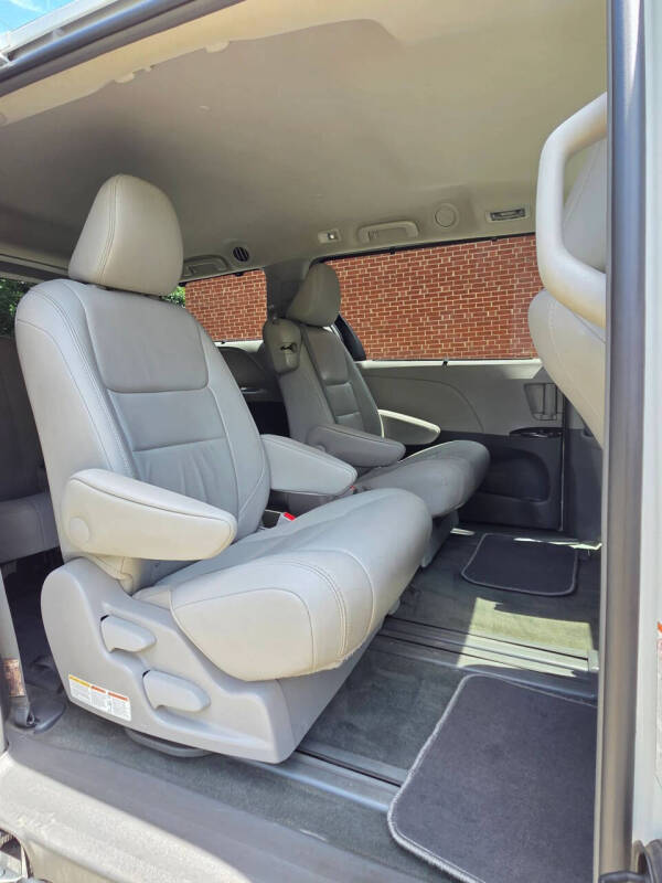 2017 Toyota Sienna