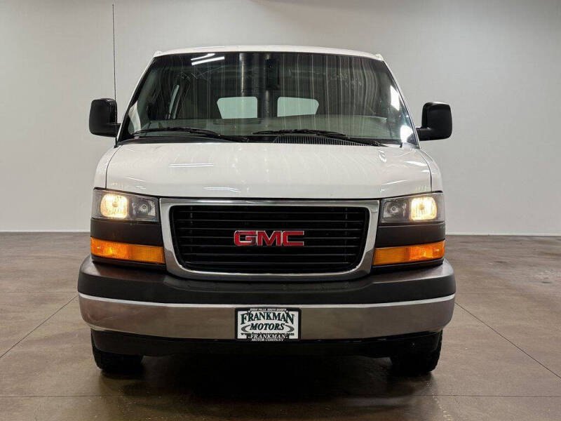 2017 GMC Savana 2500