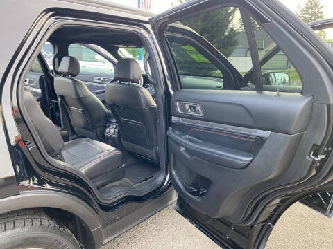 2017 Ford Explorer Sport