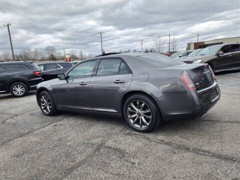 2014 Chrysler 300 S