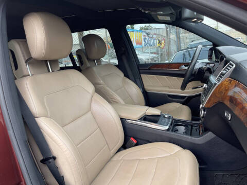 2014 Mercedes-Benz GL-Class GL 550 4MATIC