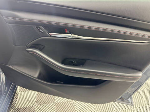 2025 Mazda Mazda3 Sedan 2.5 S Carbon Edition