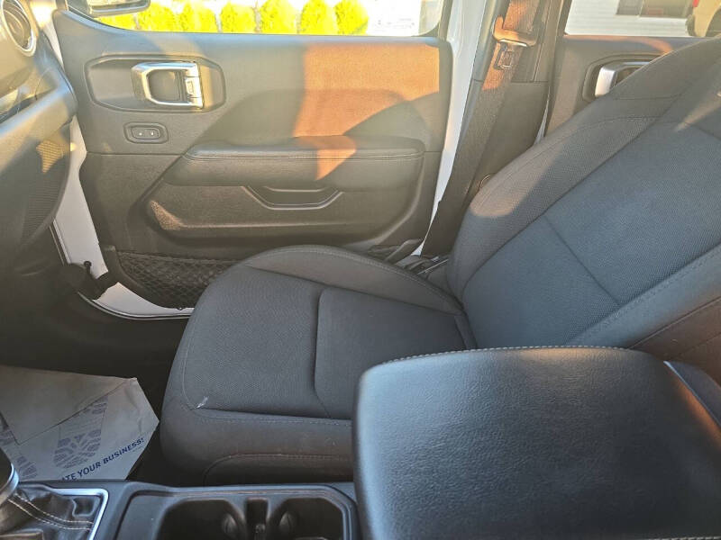 2023 Jeep Wrangler Sahara