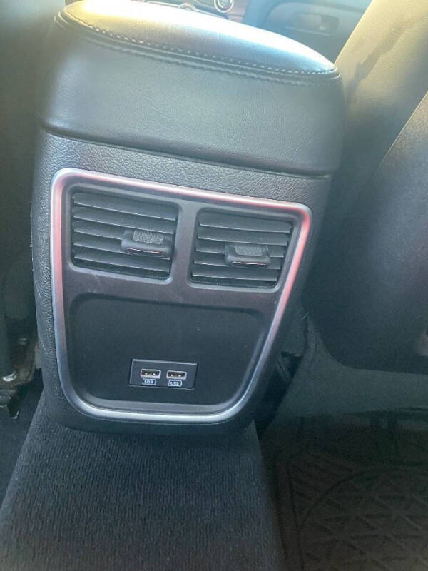 2019 Chrysler 300 Touring L