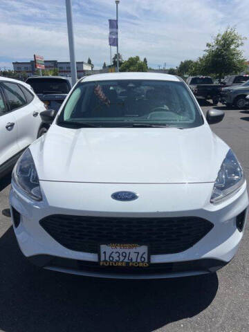 2022 Ford Escape S