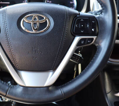 2017 Toyota Highlander LE Plus