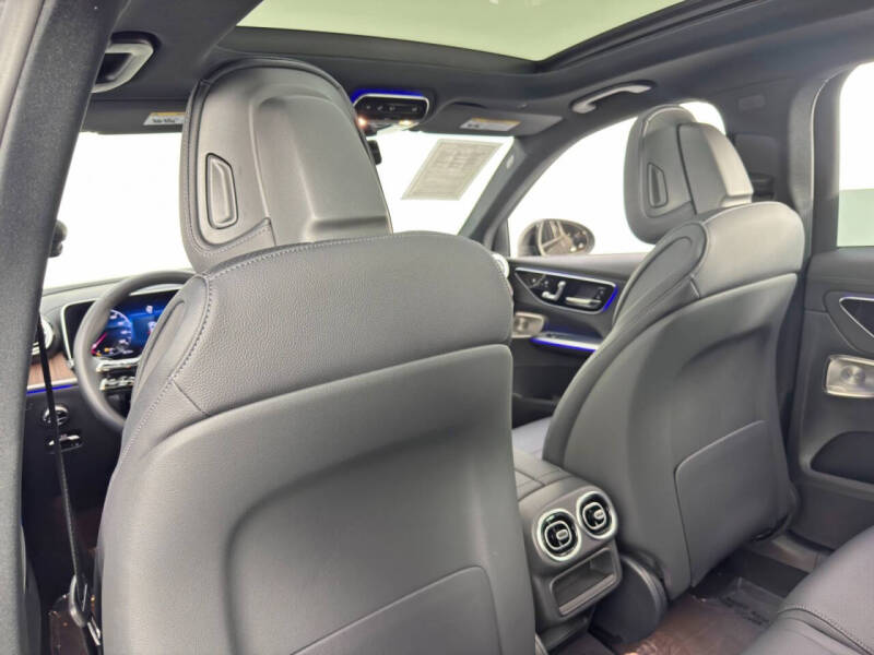 2025 Mercedes-Benz GLC GLC 300