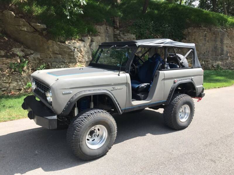 1967 Ford Bronco for sale at Bogie's Motors in Saint Louis MO