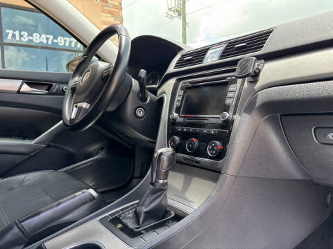 2014 Volkswagen Passat 2.0L TDI SE