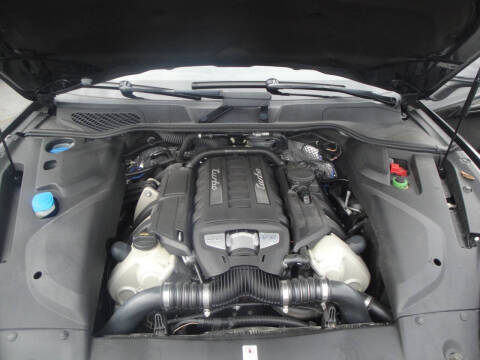 2017 Porsche Cayenne Turbo