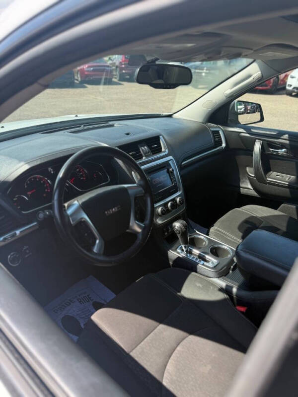 2016 GMC Acadia SLE-2