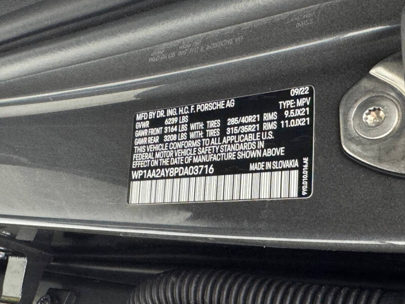 2023 Porsche Cayenne