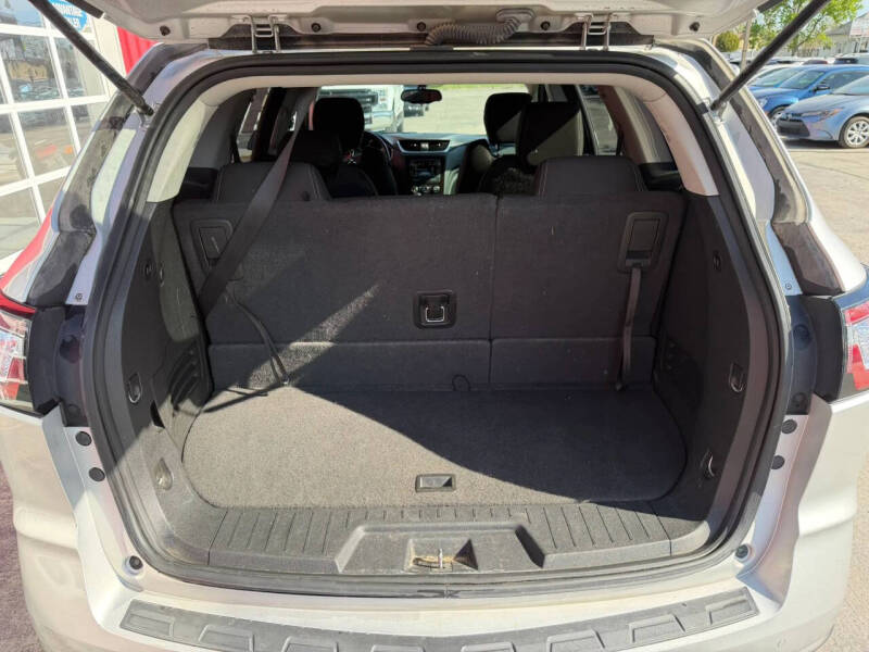 2017 Chevrolet Traverse LT