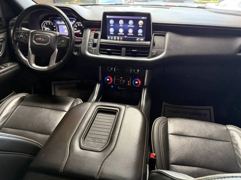 2021 GMC Yukon SLT