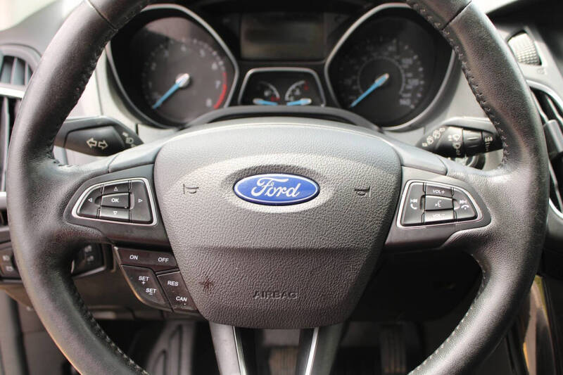 2018 Ford Focus Titanium
