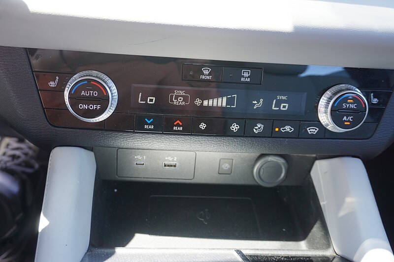 2024 Mitsubishi Outlander PHEV