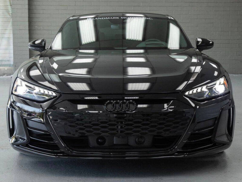 2024 Audi e-tron GT quattro Prestige