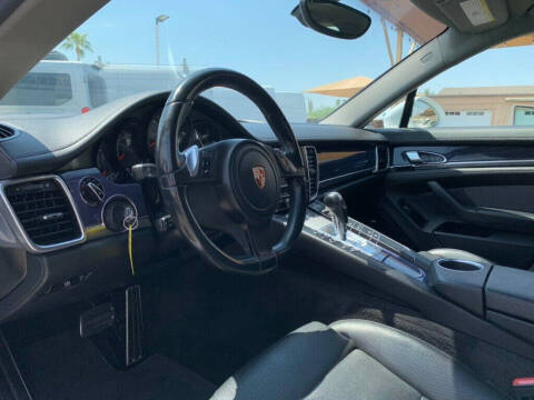 2015 Porsche Panamera