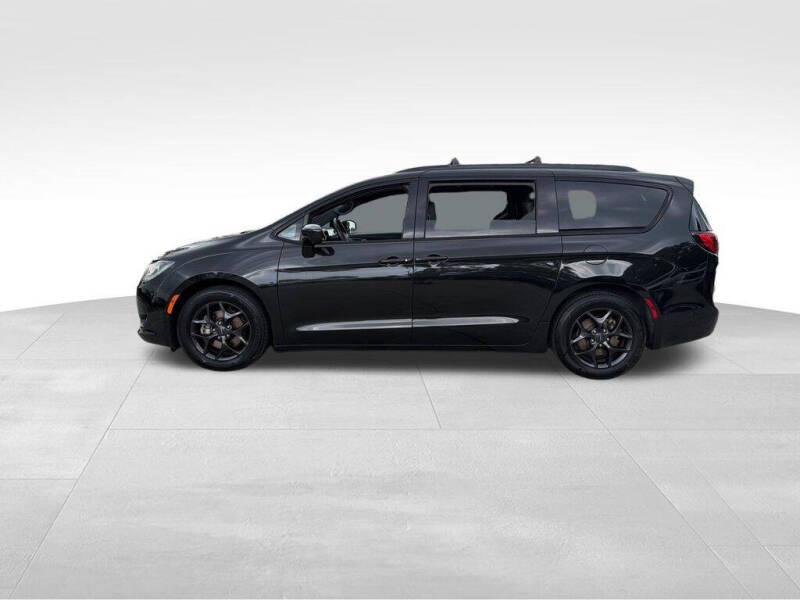 2020 Chrysler Pacifica Touring L Plus
