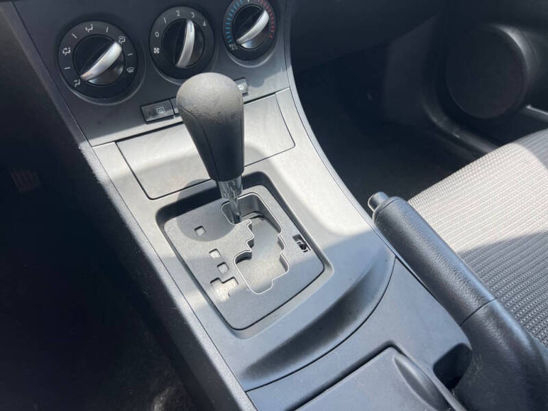 2013 Mazda MAZDA3 i SV