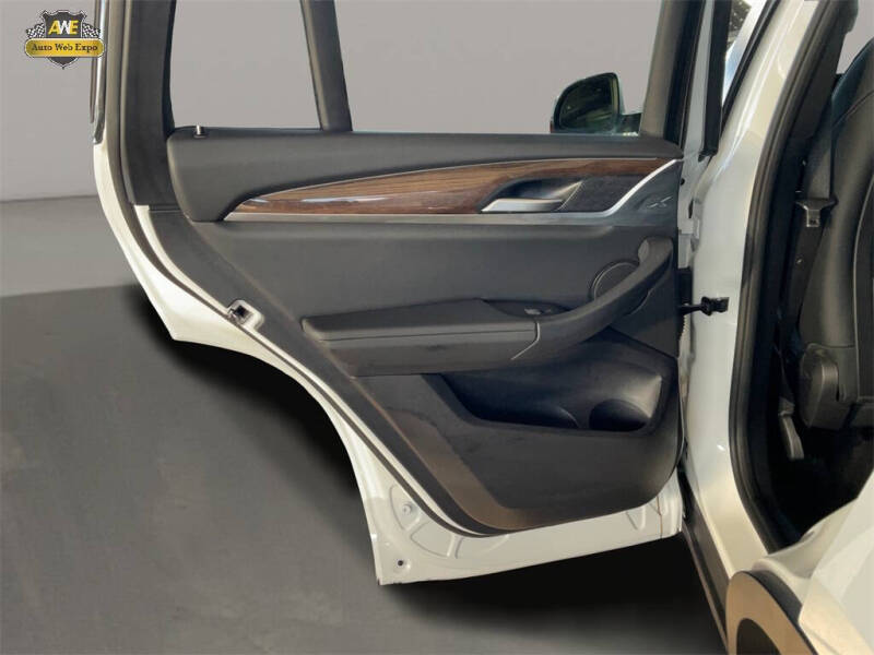 2024 BMW X4 xDrive30i