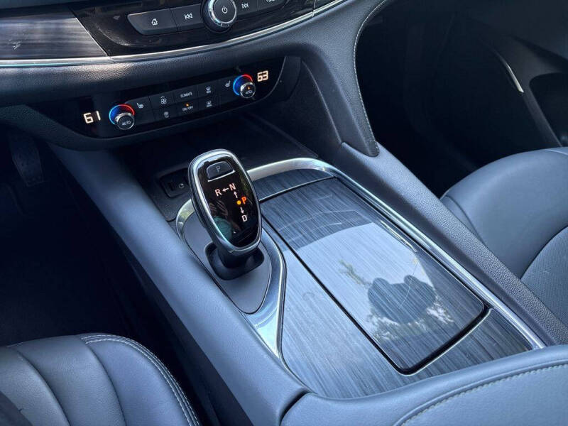 2019 Buick Enclave Essence