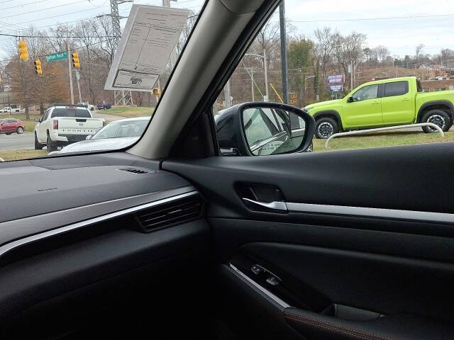 2025 Nissan Altima 2.5 SR