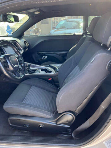 2018 Dodge Challenger SXT