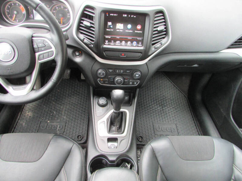 2018 Jeep Cherokee Latitude Plus