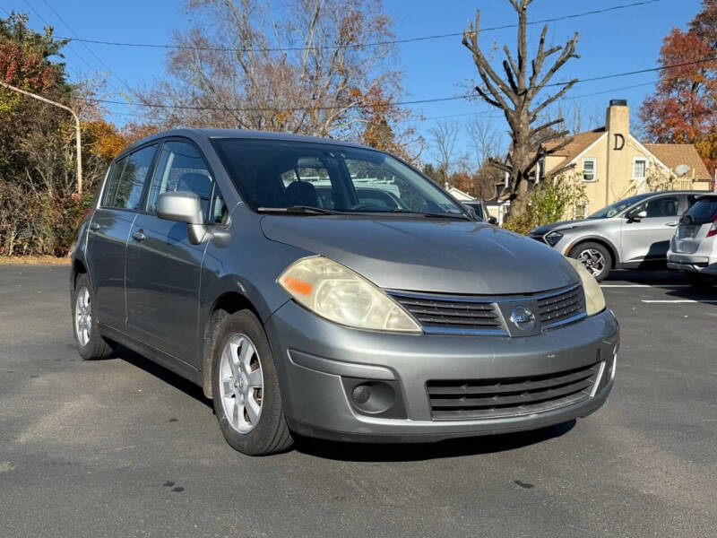 2009 Nissan Versa 1.8 S