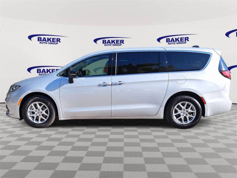 2024 Chrysler Pacifica Touring L