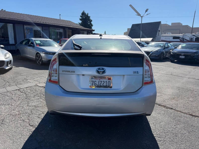 2014 Toyota Prius Three
