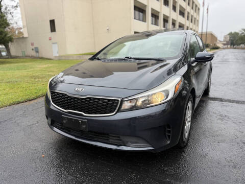 2017 Kia Forte5 LX
