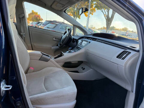 2012 Toyota Prius Three