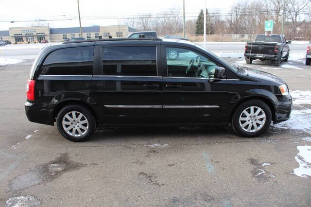 2015 Chrysler Town and Country Touring