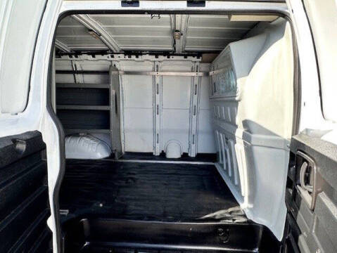 2016 Chevrolet Express 2500